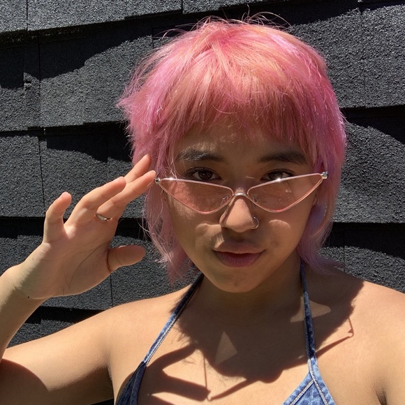 Meet your posher, Ashley - Picture 4 of 8